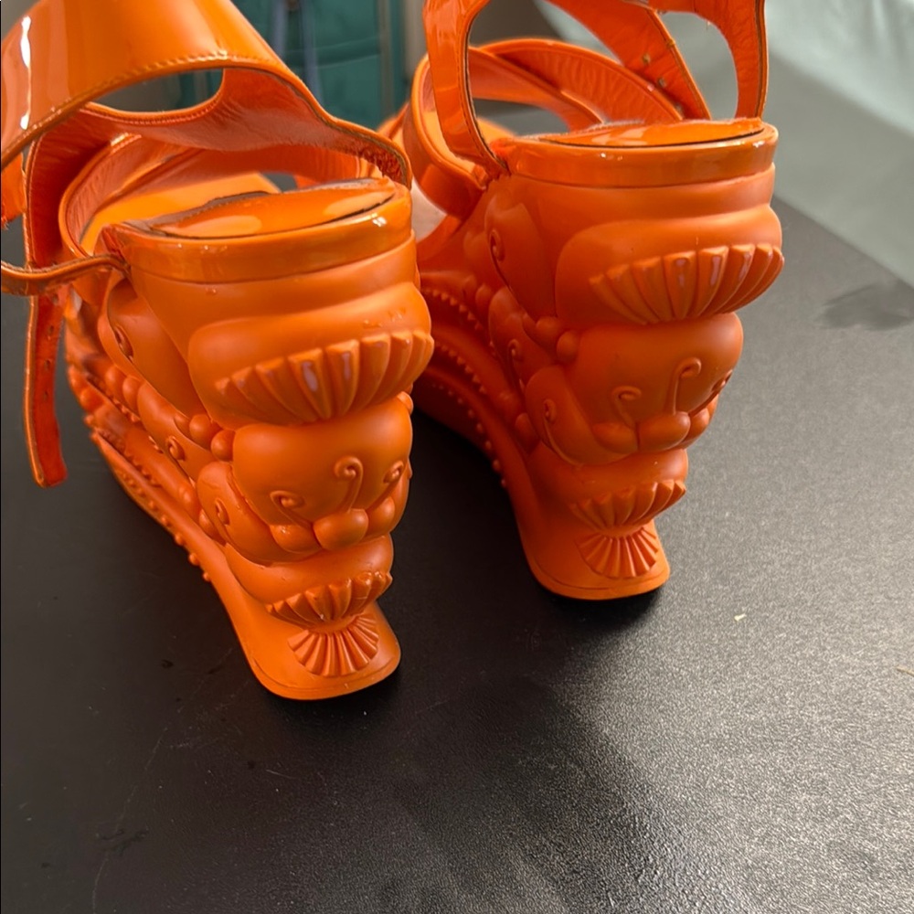 Miu Miu Bold Orange Platform Heels - Picture 3 of 4